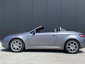 Image 3/6 of Alfa Romeo Spider 3.2 V6 Q4 (2006)