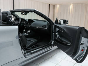 Immagine 11/17 di BMW 630i (2007)