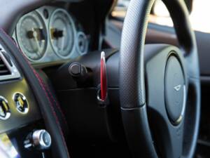 Image 12/50 of Aston Martin DBS (2012)