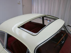 Image 19/23 of Porsche 356 C 1600 SC (1964)
