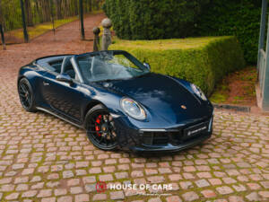 Afbeelding 4/48 van Porsche 911 Carrera 4 GTS (2017)