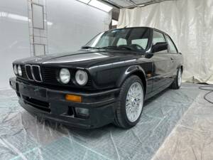 Bild 4/32 von BMW 320is (1988)