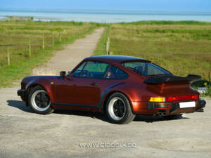 Bild 17/28 von Porsche 911 Turbo 3.3 (1988)