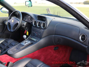 Image 36/50 de Ferrari 550 Maranello (1999)