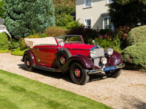 Immagine 62/66 di Mercedes-Benz 290 Cabriolet B (1935)