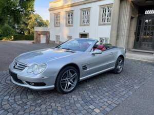 Image 4/8 of Mercedes-Benz SL 55 AMG (2003)