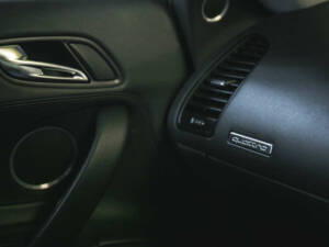 Image 20/38 of Audi R8 V10 (2010)