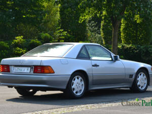 Imagen 9/50 de Mercedes-Benz 300 SL-24 (1993)