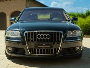 Image 11/50 of Audi A8 6.0 W12 L quattro (2004)