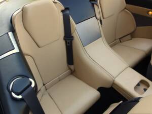 Bild 64/99 von Aston Martin DB 9 Volante (2006)