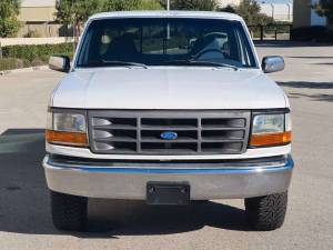 Image 2/20 of Ford F-150 (1992)