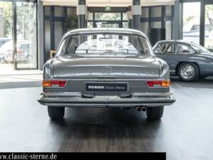 Bild 4/15 von Mercedes-Benz 280 SE 3,5 (1970)