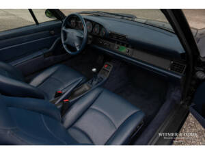 Image 24/35 de Porsche 911 Carrera 4 (1995)