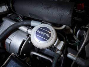 Image 75/99 of Rolls-Royce Corniche I (1979)