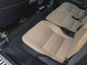 Bild 15/37 von Land Rover Defender (2016)