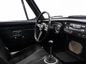 Image 43/50 de MG MGB GT (1971)