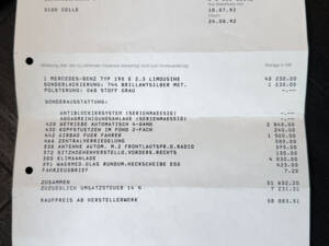 Immagine 45/100 di Mercedes-Benz 190 E 2.3 (1992)