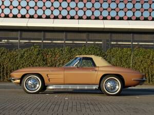 Image 19/24 of Chevrolet Corvette Sting Ray Convertible (1964)