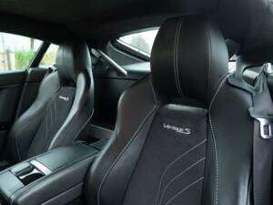 Afbeelding 35/50 van Aston Martin V8 Vantage S (2013)