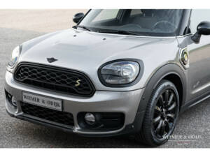 Image 14/28 of Mini Cooper SD Countryman ALL4 (2019)