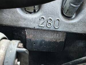 Afbeelding 32/43 van Mercedes-Benz 280 SL (1968)