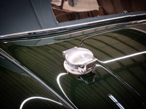 Image 21/30 of Jaguar XK 120 DHC (1953)