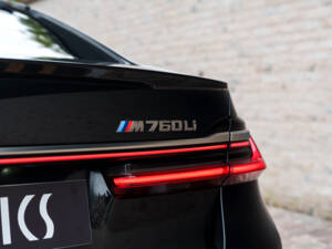 Image 14/36 de BMW M760Li xDrive (2019)