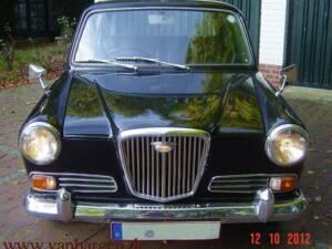 Image 11/12 of Wolseley 1300 (1968)