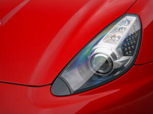 Image 40/50 of Ferrari California (2010)