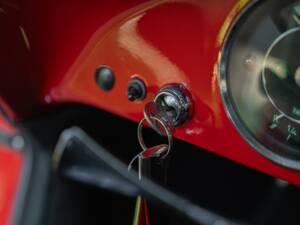 Image 36/50 of Porsche 356 C 1600 SC (1964)