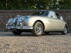 Image 32/50 of Jaguar Mk II 3.4 (1964)