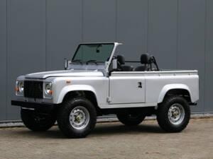 Image 25/49 de Land Rover Defender 90 (1990)