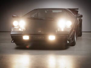 Image 4/50 of Lamborghini Countach LP 400 S (1982)