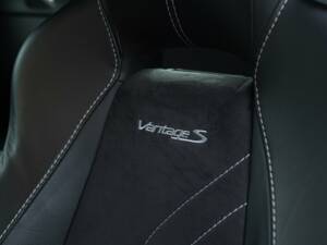 Afbeelding 34/50 van Aston Martin V8 Vantage S (2013)
