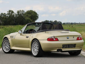 Image 2/50 of BMW Z3 Convertible 3.0 (2000)