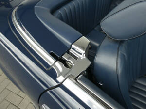 Image 25/26 of Mercedes-Benz 500 SL (1988)