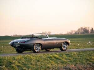 Image 46/50 de Jaguar E-Type 3.8 Flat Floor (1961)