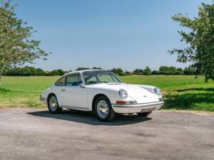 Image 15/50 de Porsche 912 (1966)