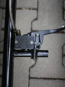 Image 19/33 of Harley-Davidson DUMMY (2004)