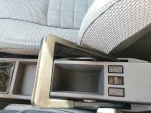 Image 14/45 of Alfa Romeo 75 1.8 (1987)