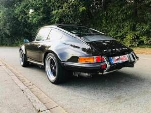 Immagine 8/16 di Porsche 911 Carrera 4 (1989)