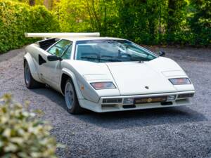 Image 3/20 of Lamborghini Countach 5000 S (1983)