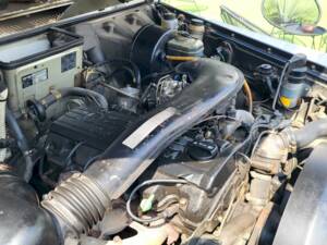 Image 52/55 of Mercedes-Benz 200 GE (SWB) (1990)