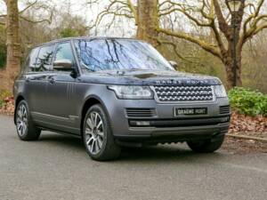 Imagen 2/50 de Land Rover Range Rover Autobiography SDV8 (2015)