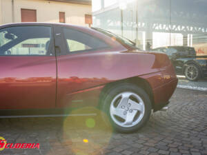 Image 13/29 of FIAT Coupé 2.0 16V (1996)