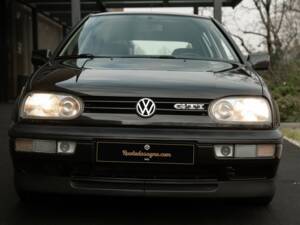 Image 3/31 of Volkswagen Golf III 2.0 16V GTI (1994)