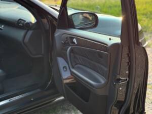 Bild 9/38 von Mercedes-Benz C 55 AMG (2004)