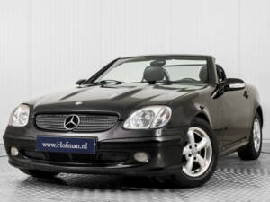 Image 3/50 of Mercedes-Benz SLK 200 Kompressor (2001)