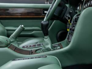 Image 49/50 de Aston Martin DB 7 Vantage Volante (2000)