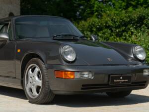 Immagine 17/50 di Porsche 911 Carrera 4 (1990)